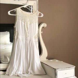 White BCBG Generation dress size zero